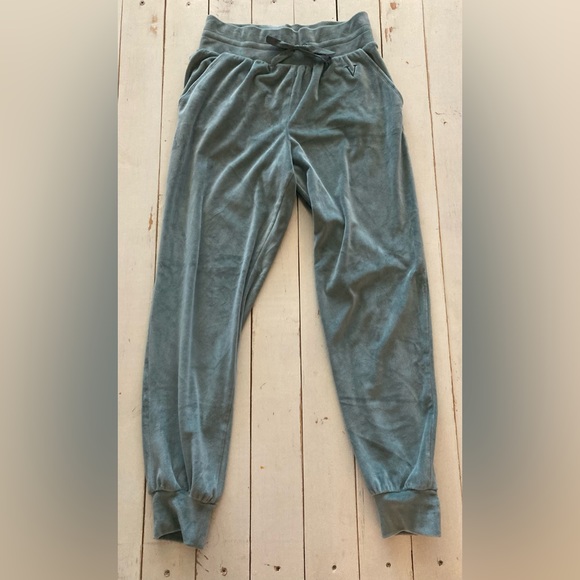 Victoria's Secret Pants - Victoria’s Secret Jogger PJ Pants, Like New, Small
